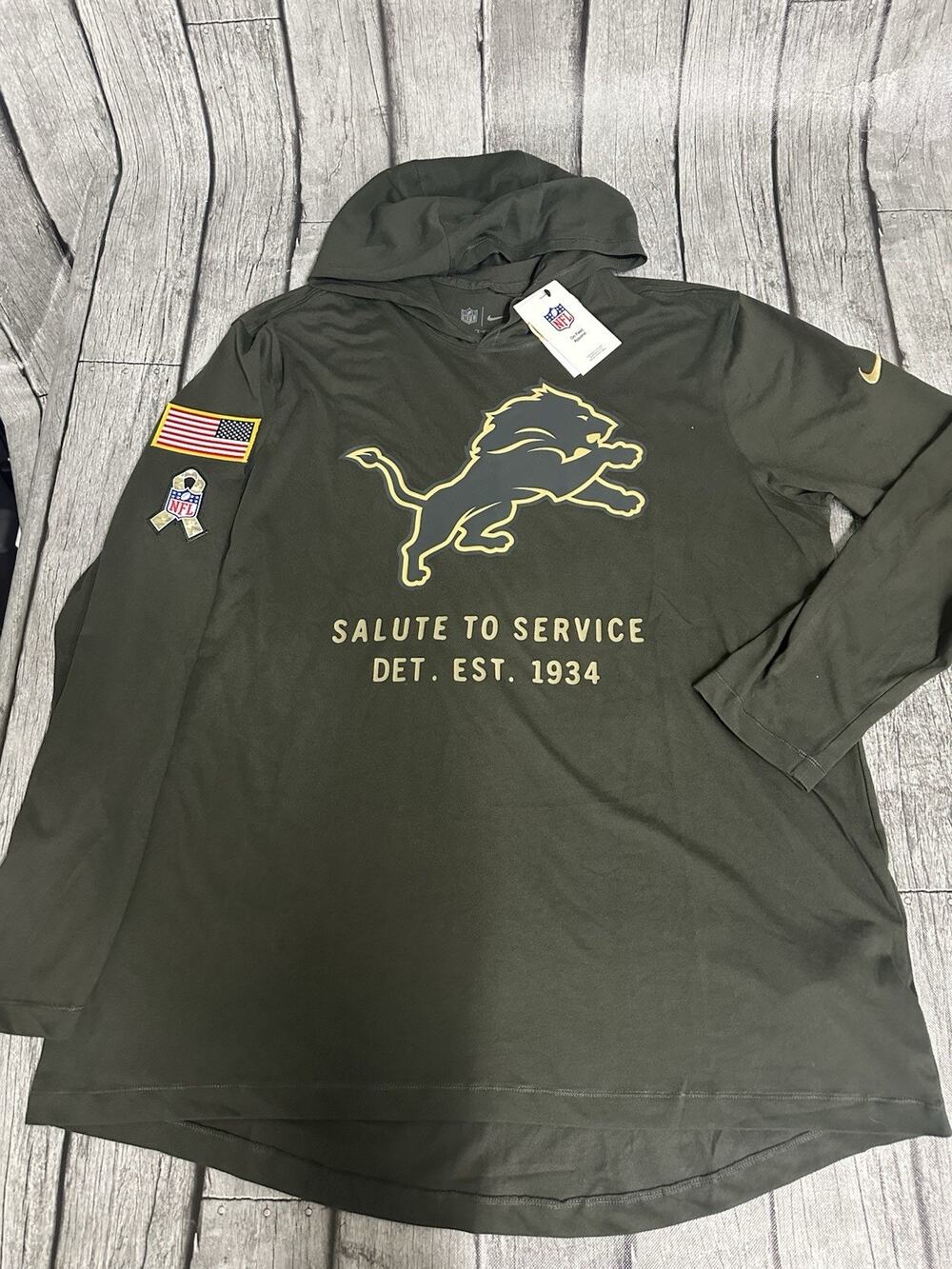 NWT Men’s Nike Detroit Lions 2025 Salute To Service LW Hoodie Tee Large Green